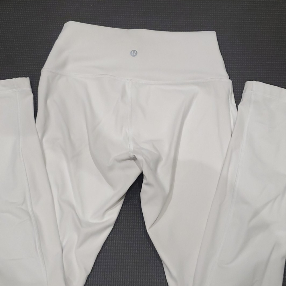 Lululemon 28in Wonder Under High Rise sz6